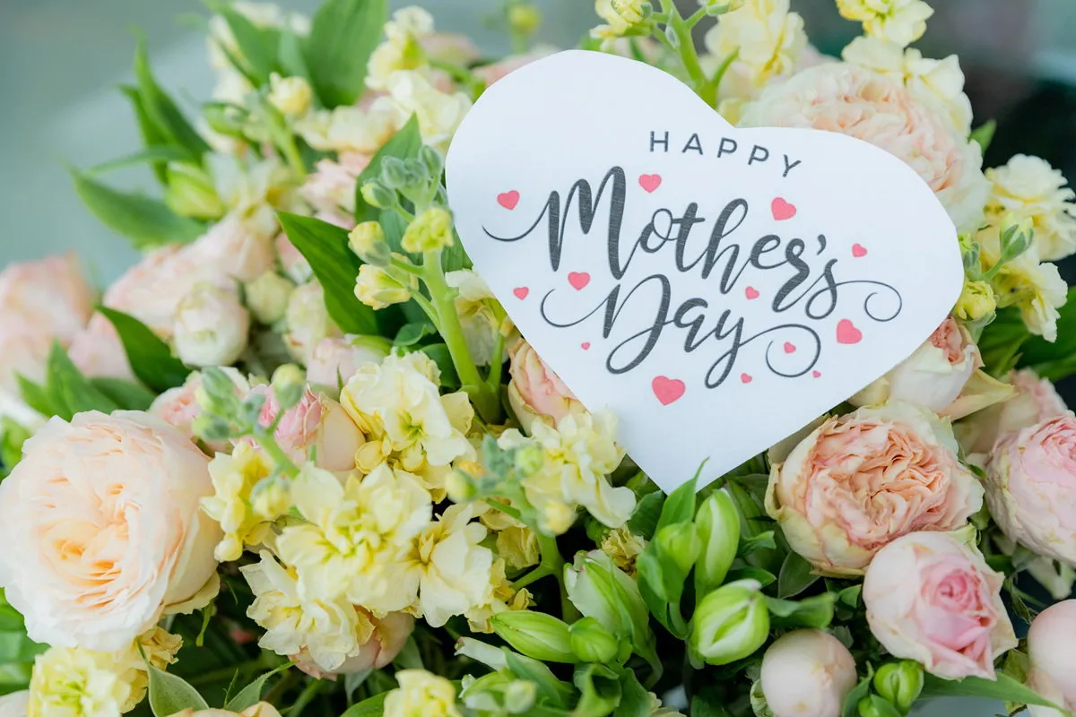 mothers day — ES news