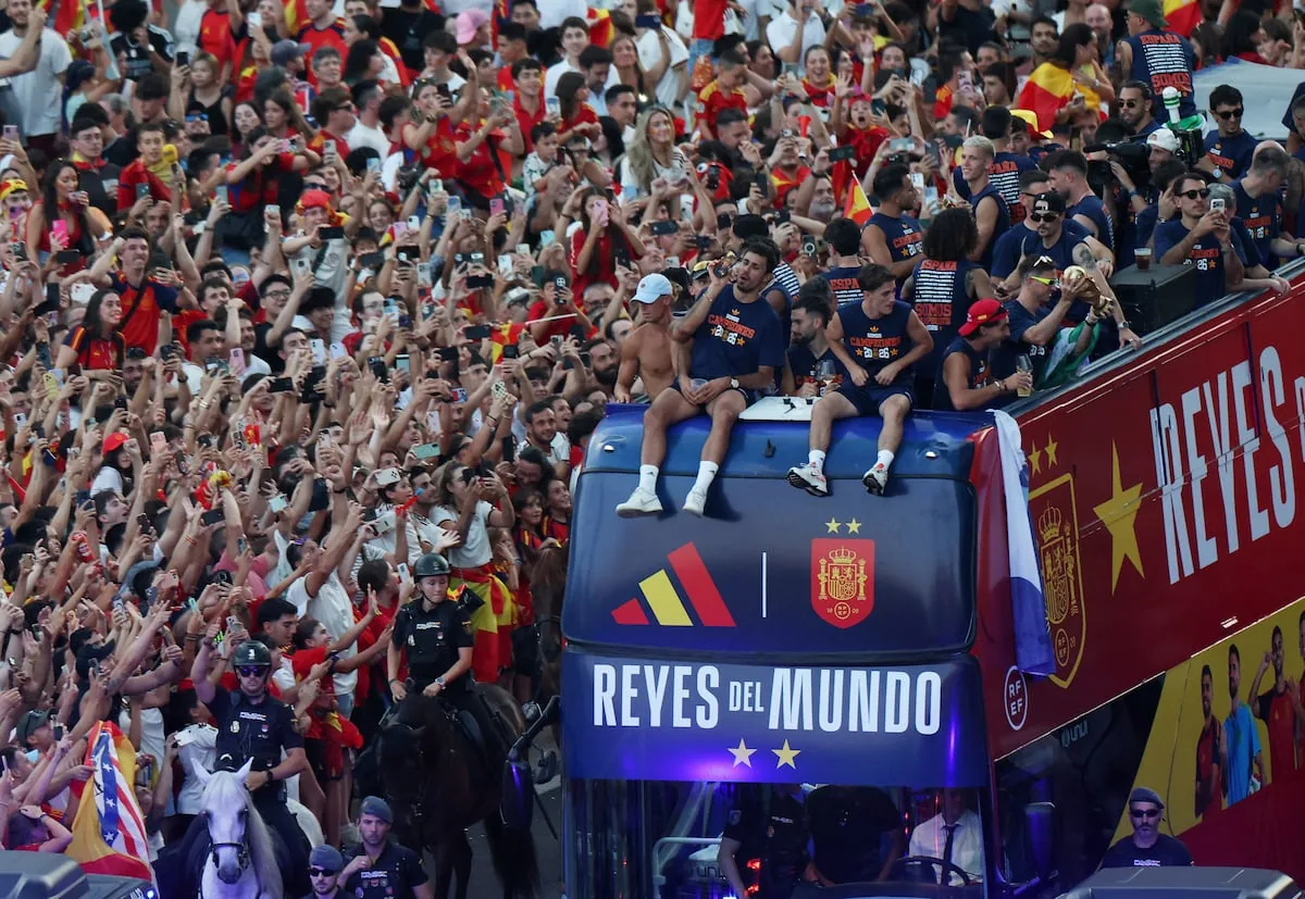 Resaca de la celebración del Mundial en Cibeles, en directo: última hora de la Selección en Madrid, en vivo - Diario AS