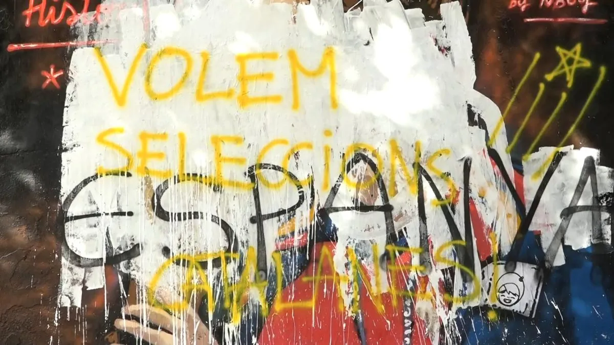 "Lo volvería a pintar, era un homenaje a España y a Ferran Torres, pero me han hecho un favor"
