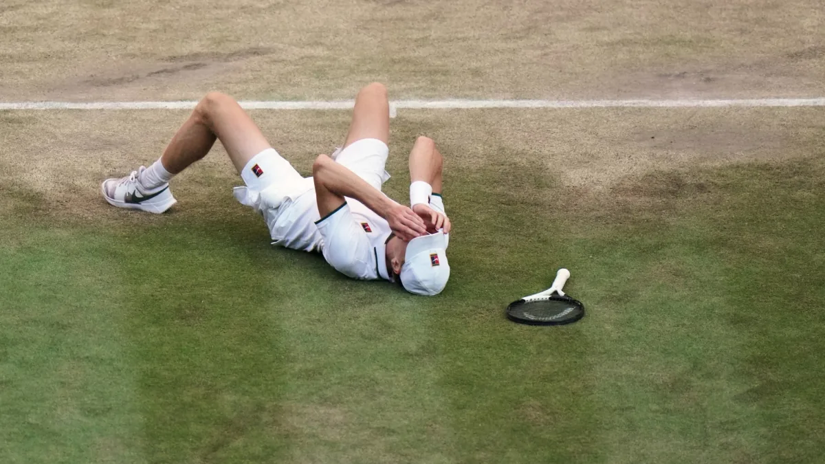 Sinner evoluciona para derrotar al mejor Zverev y levanta su segundo Wimbledon consecutivo