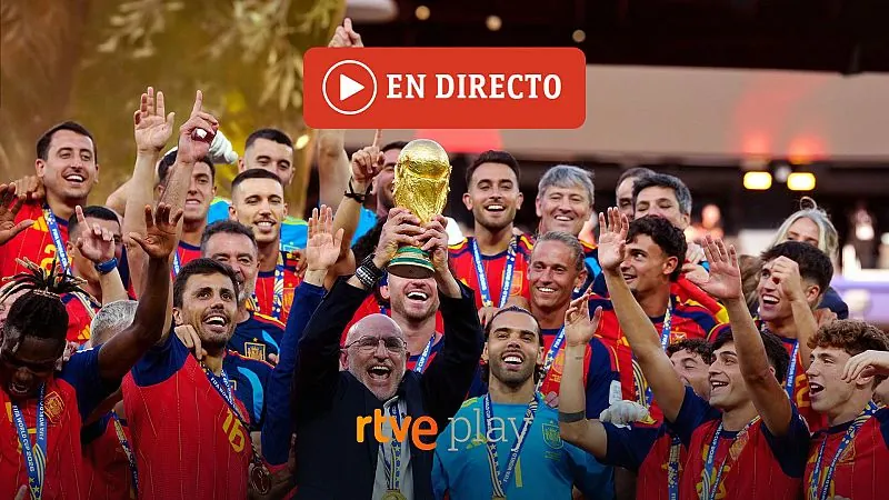Celebración de España como campeona del Mundial 2026, hoy en directo: la selección llega a Madrid con la Copa del Mundo