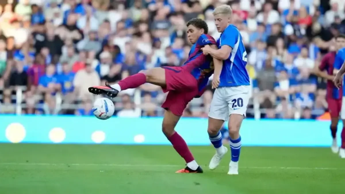 El tanque egipcio Abdelkarim se luce con un doblete en el gris debut de Adeyemi con el Barça (2-2) - El Confidencial