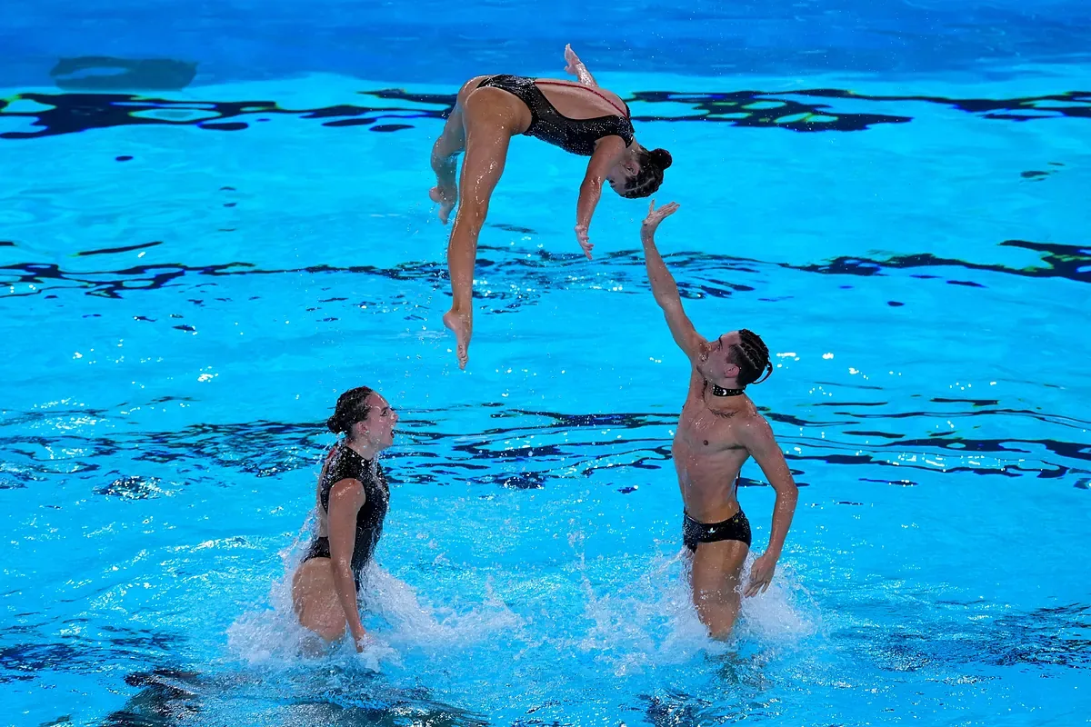 Rusia se hace de oro en el Europeo de natación artística copiando a España