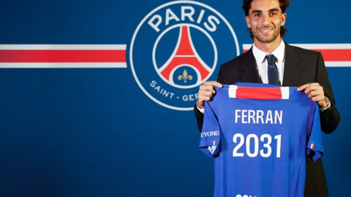 El viral recibimiento a Ferran en el PSG: no se libró ni de Luis Enrique