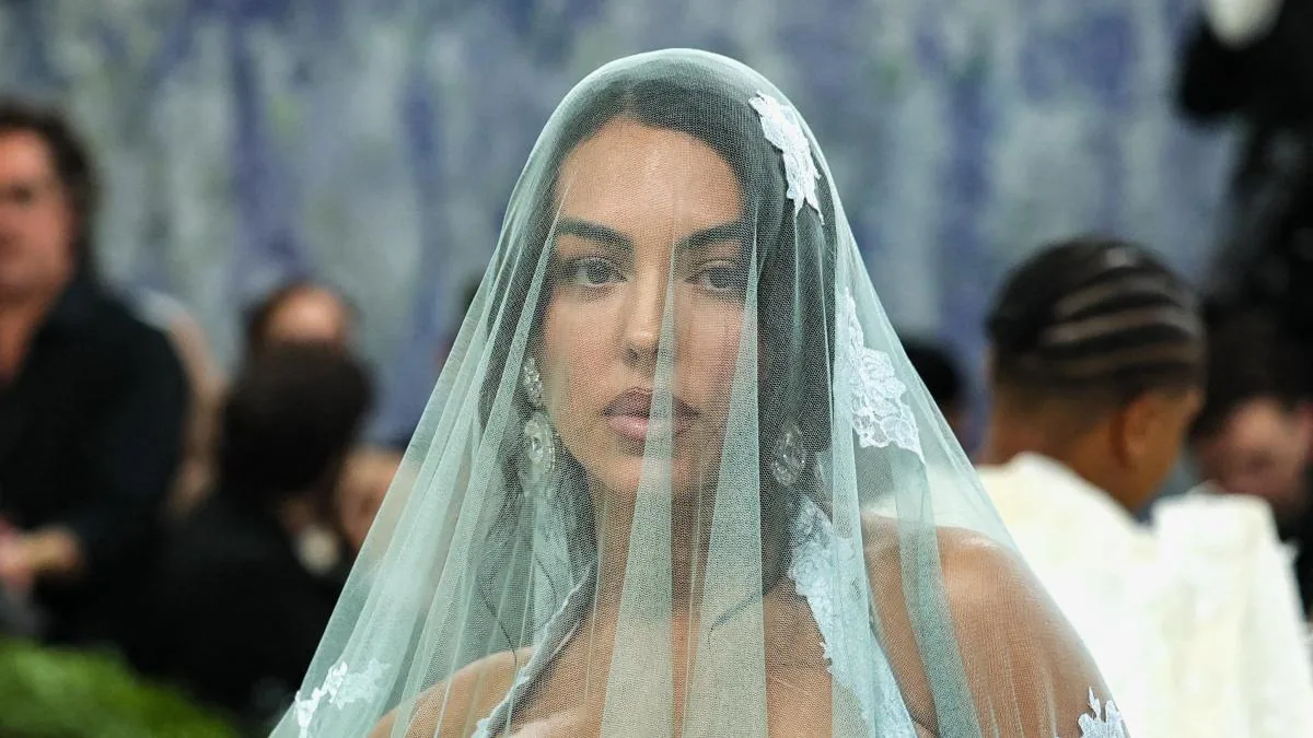 Las pistas que lo anunciaban y las fechas falsas que despistaron: así fue la jugada perfecta de Cristiano y Georgina para casarse en secreto - HOLA