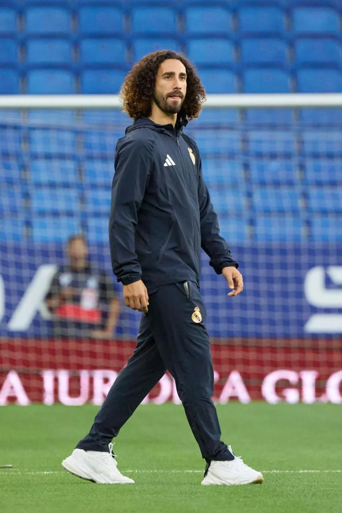 Cucurella en el RCDE Stadium con el Madrid